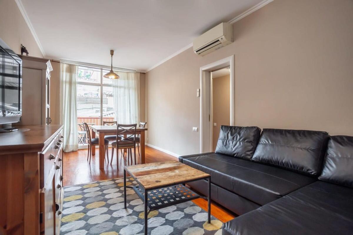 Next To Sagrada Familia 4-Bedroom Apartment Barselona Dış mekan fotoğraf