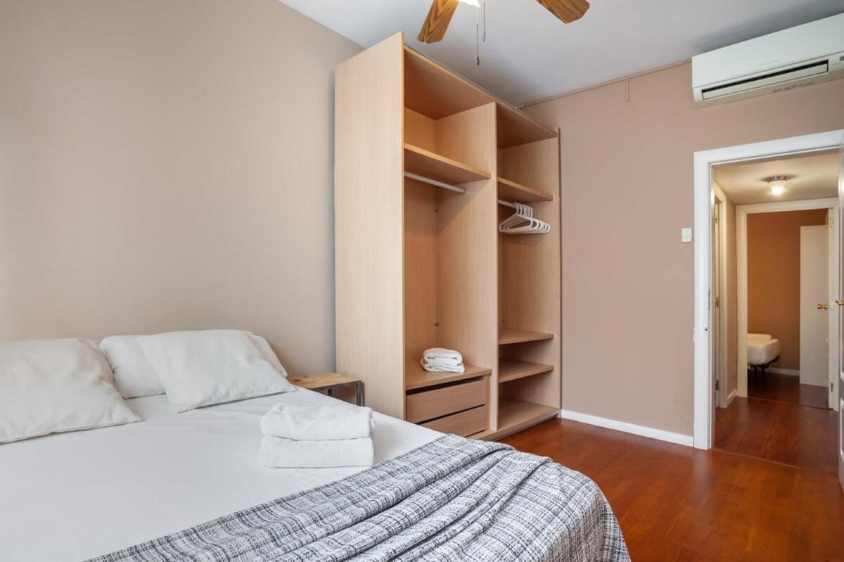 Next To Sagrada Familia 4-Bedroom Apartment Barselona Dış mekan fotoğraf