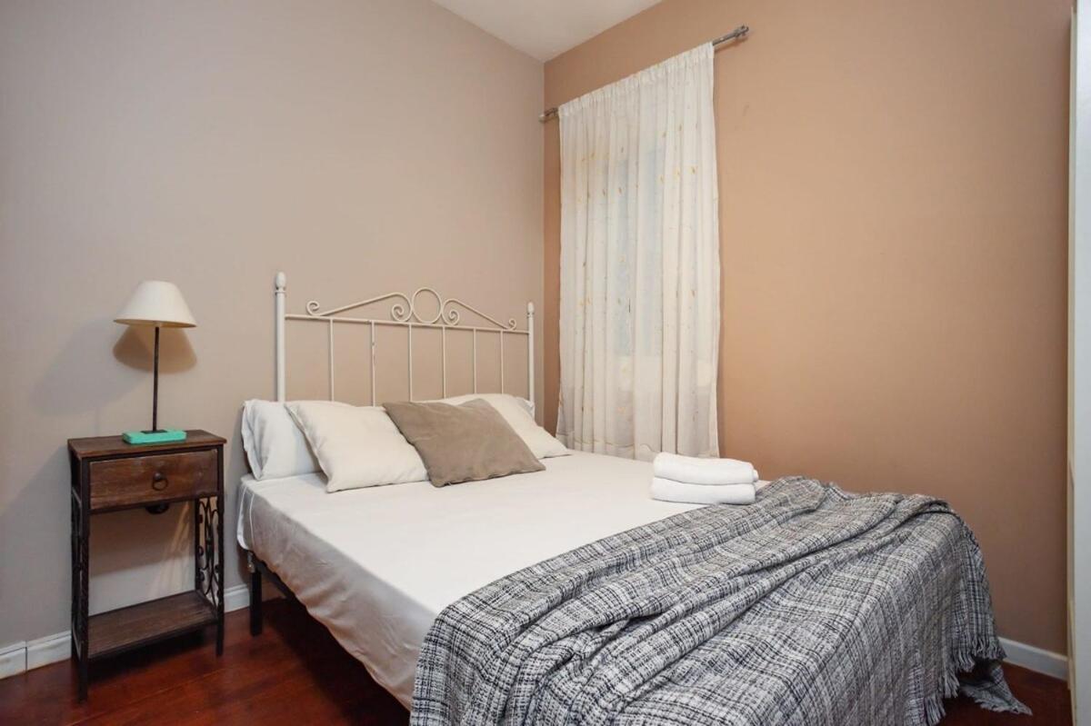 Next To Sagrada Familia 4-Bedroom Apartment Barselona Dış mekan fotoğraf